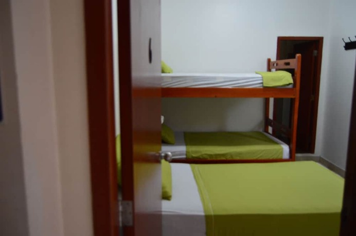 Imagen de la habitación del Hotel Hostal El Naufrago. Foto 18