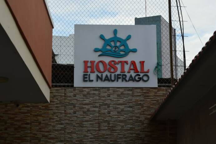 Imagen de la habitación del Hotel Hostal El Naufrago. Foto 19