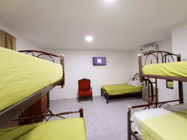 Imagen general del Hotel Hostal El Naufrago. Foto 13