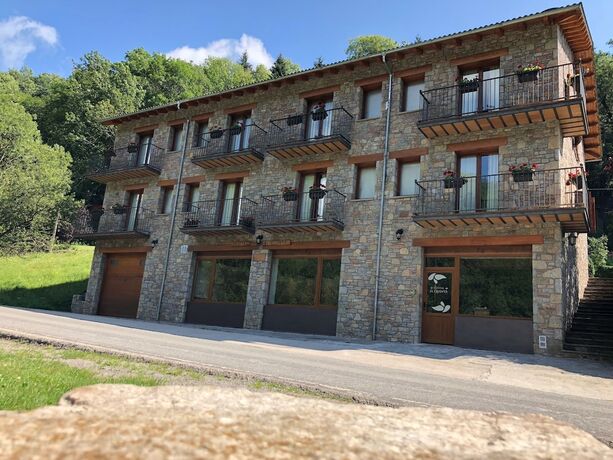 Imagen general del Hotel Hostal El Quintà. Foto 16