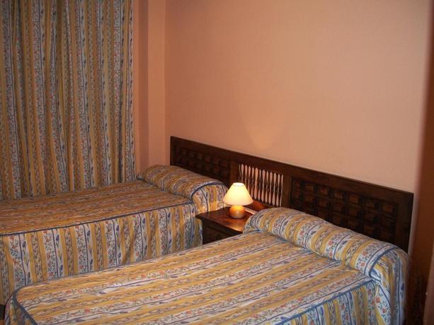 Imagen general del Hotel Hostal El Torero. Foto 7