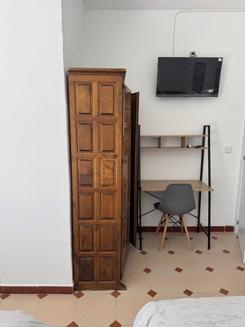 Imagen de la habitación del Hotel Hostal El Torero. Foto 3