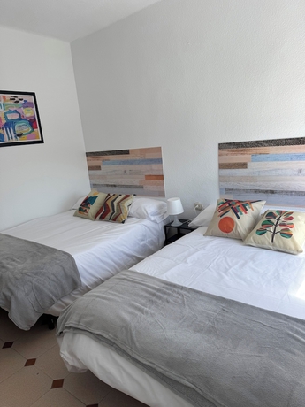 Imagen de la habitación del Hotel Hostal El Torero. Foto 9