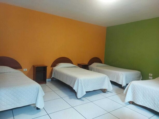 Imagen de la habitación del Hotel Hostal Espinoza - Hostel. Foto 15
