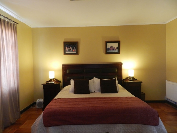 Imagen de la habitación del Hotel Hostal Estadio Nacional. Foto 11