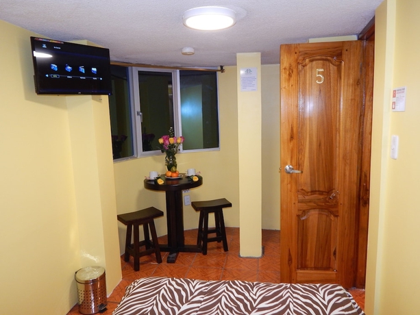 Imagen de la habitación del Hotel Hostal Eura. Foto 5
