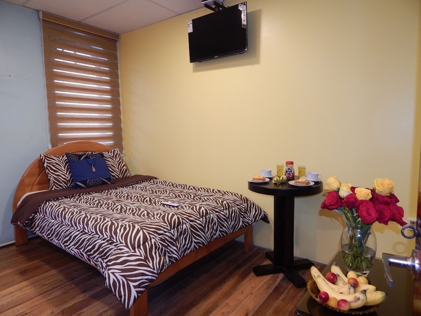 Imagen de la habitación del Hotel Hostal Eura. Foto 7