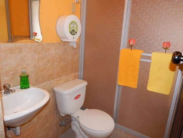 Imagen de la habitación del Hotel Hostal Eura. Foto 16