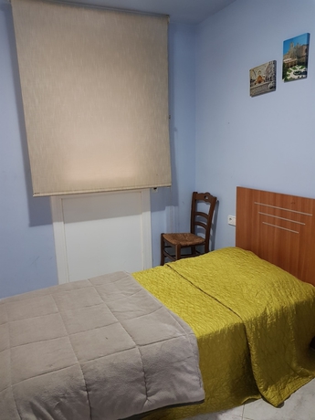 Imagen de la habitación del Hotel Hostal Europa. Foto 2