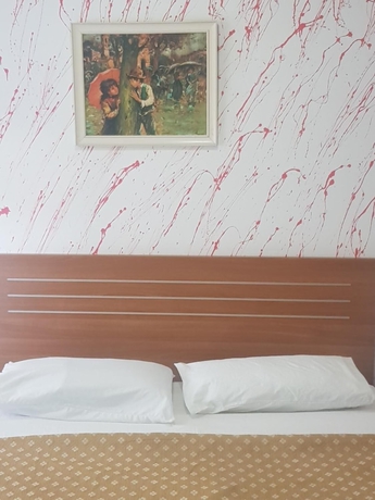 Imagen de la habitación del Hotel Hostal Europa. Foto 10