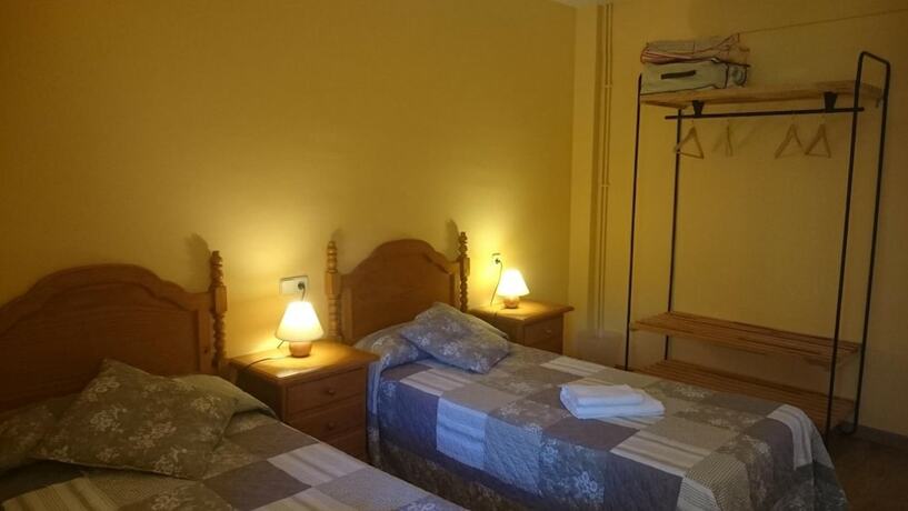 Imagen general del Hotel Hostal Falgars. Foto 8