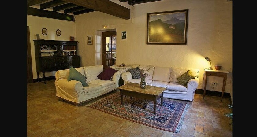 Imagen general del Hotel Hostal Falgars. Foto 14