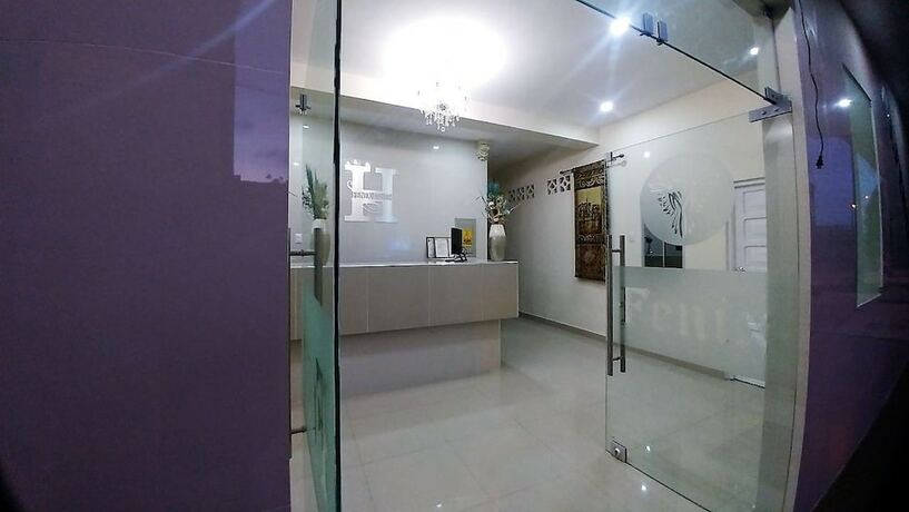 Imagen general del Hotel Hostal Fenix. Foto 5