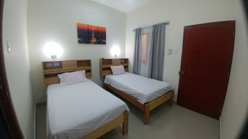 Imagen de la habitación del Hotel Hostal Fenix. Foto 18
