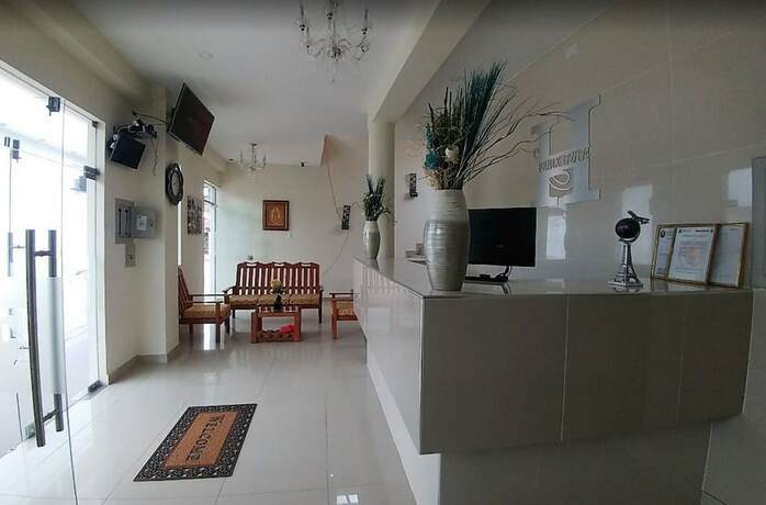 Imagen general del Hotel Hostal Fenix. Foto 12