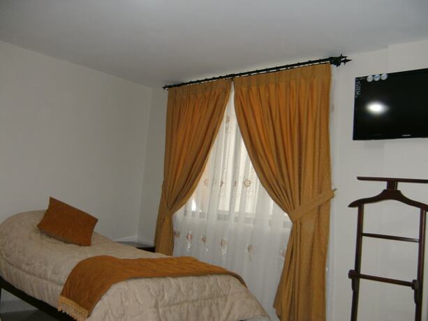 Imagen de la habitación del Hotel Hostal Fevilamir. Foto 14