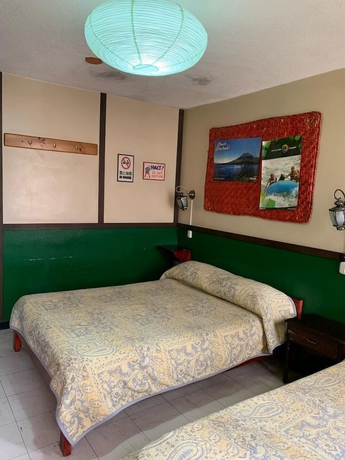 Imagen de la habitación del Hotel Hostal Flying Donkey. Foto 6