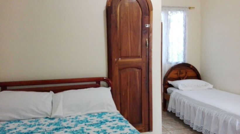Imagen de la habitación del Hotel Hostal Fragata. Foto 1