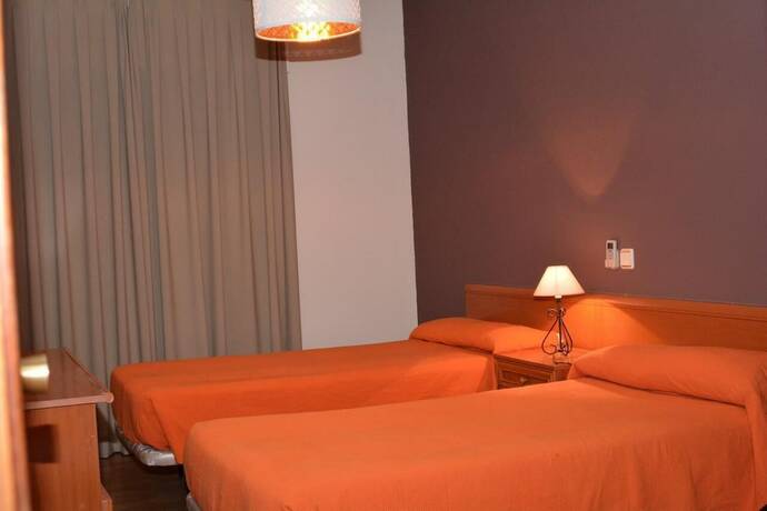 Imagen general del Hotel Hostal Gastrobar Carmelo. Foto 10