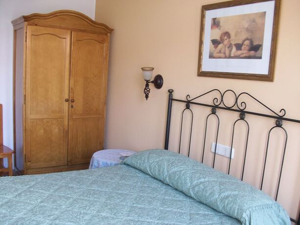 Imagen de la habitación del Hotel Hostal Goya II. Foto 17