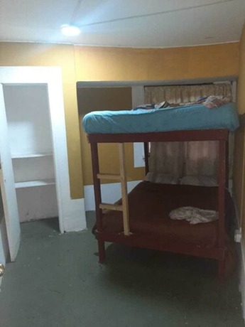 Imagen de la habitación del Hotel Hostal Gran Santiago Yungay. Foto 14