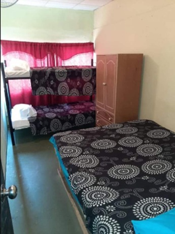 Imagen de la habitación del Hotel Hostal Gran Santiago Yungay. Foto 15
