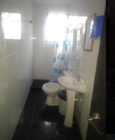 Imagen general del Hotel Hostal Gran Santiago Yungay. Foto 9