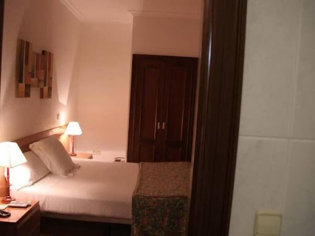 Imagen general del Hotel Hostal Gran Via Levante. Foto 6