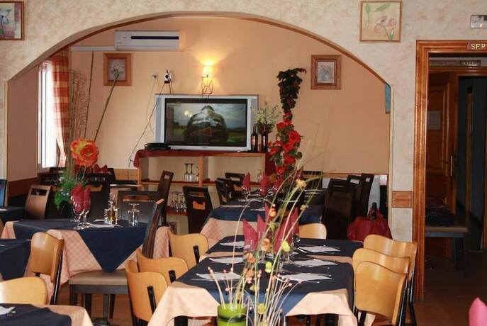 Imagen general del Hotel Hostal Gran Via Levante. Foto 12