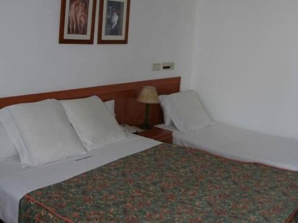 Imagen general del Hotel Hostal Gran Via Levante. Foto 13