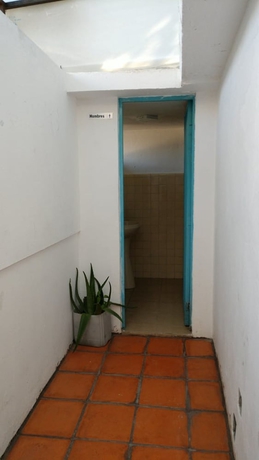 Imagen de los interiores del Hotel Hostal Hare Krishna. Foto 18