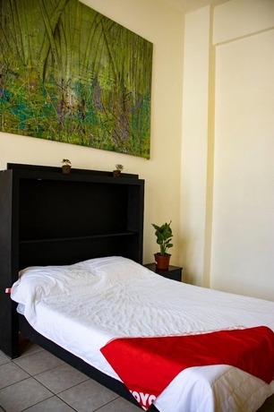 Imagen de la habitación del Hotel Hostal Hare Krishna. Foto 8