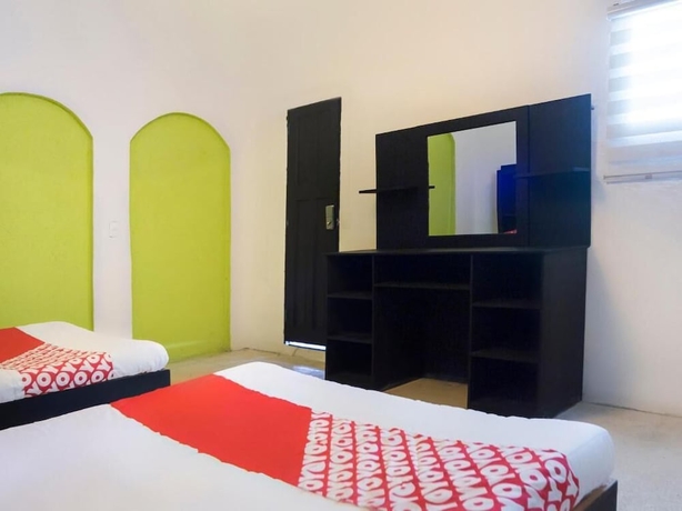 Imagen de la habitación del Hotel Hostal Hare Krishna. Foto 9