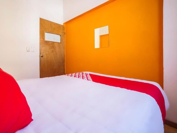 Imagen de la habitación del Hotel Hostal Hare Krishna. Foto 10