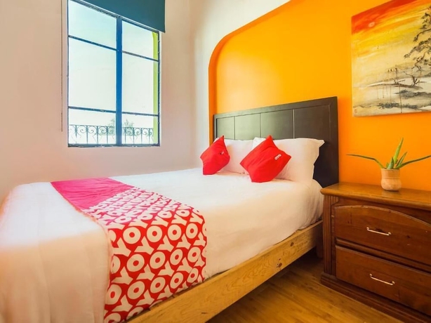 Imagen de la habitación del Hotel Hostal Hare Krishna. Foto 11