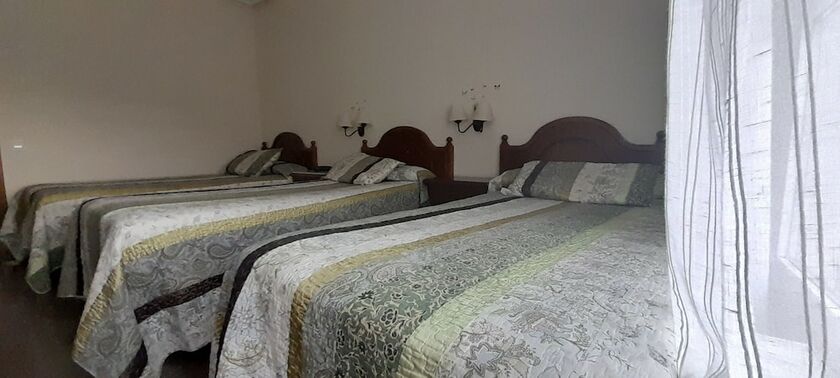 Imagen de la habitación del Hotel Hostal Hispano. Foto 14