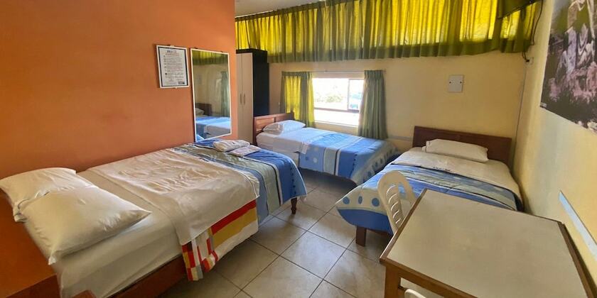 Imagen de la habitación del Hotel Hostal Hogar 3 estrellas. Foto 15