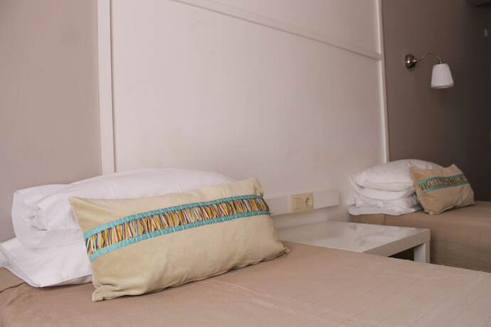 Imagen general del Hotel Hostal Horta Rosell. Foto 4