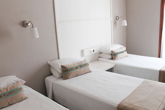 Imagen de la habitación del Hotel Hostal Horta Rosell. Foto 12