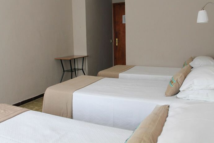 Imagen de la habitación del Hotel Hostal Horta Rosell. Foto 19