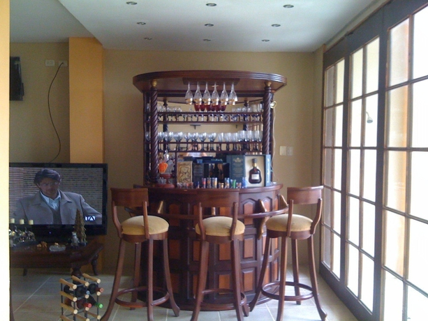 Imagen del bar/restaurante del Hotel Hostal Humpback Internacional. Foto 4
