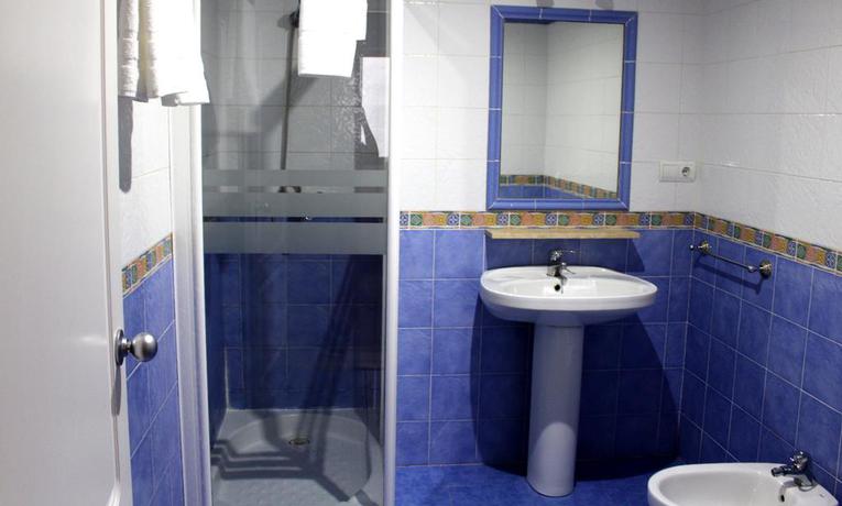 Imagen de la habitación del Hotel Hostal Intercentro. Foto 7