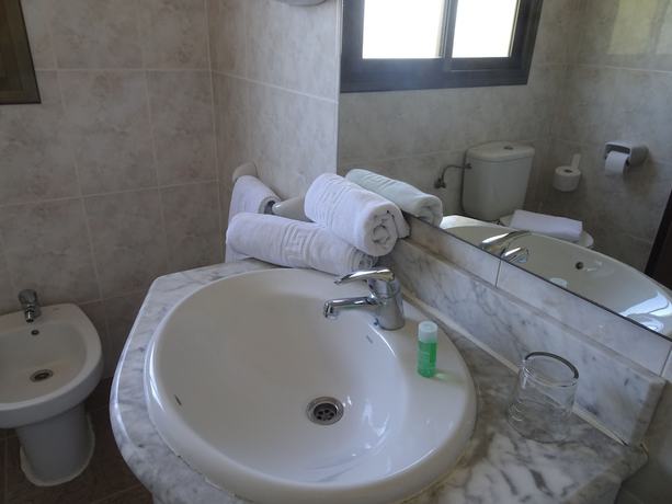 Imagen de la habitación del Hotel Hostal Internacional. Foto 6