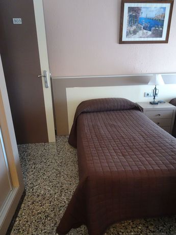 Imagen de la habitación del Hotel Hostal Internacional. Foto 7