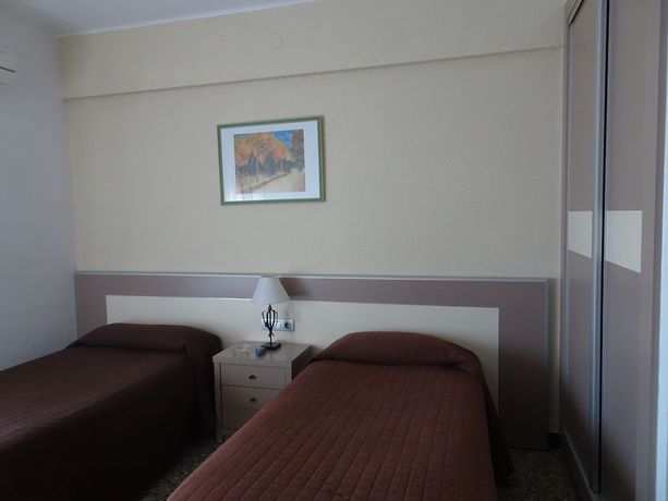 Imagen de la habitación del Hotel Hostal Internacional. Foto 12
