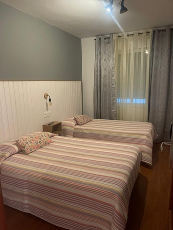 Imagen de la habitación del Hotel Hostal Julio Cesar. Foto 2
