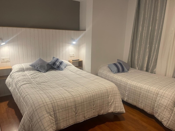 Imagen de la habitación del Hotel Hostal Julio Cesar. Foto 4