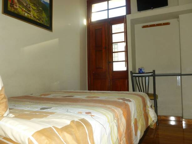 Imagen general del Hotel Hostal Kalucy. Foto 4