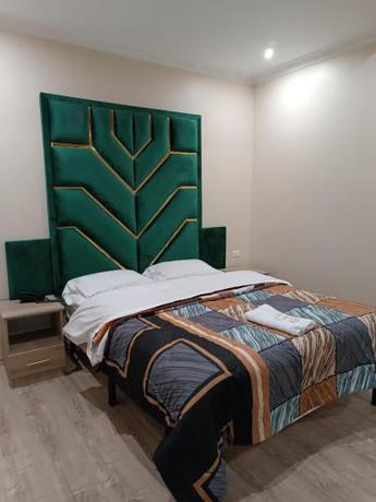 Imagen general del Hotel Hostal Kapital City. Foto 4