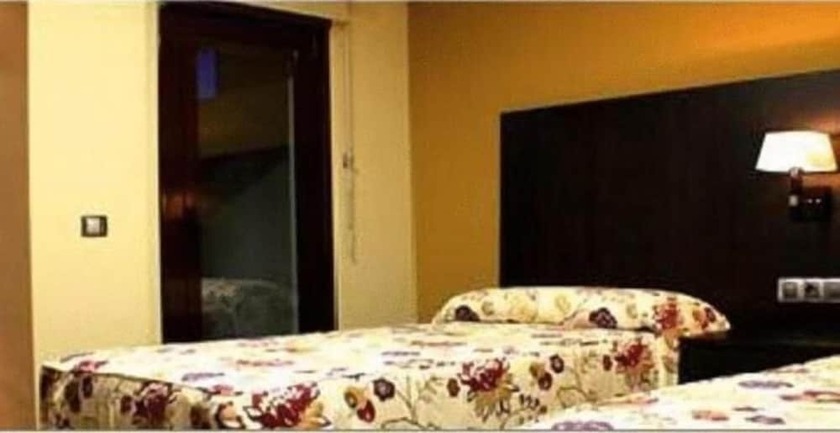 Imagen general del Hotel Hostal La Bartola. Foto 7